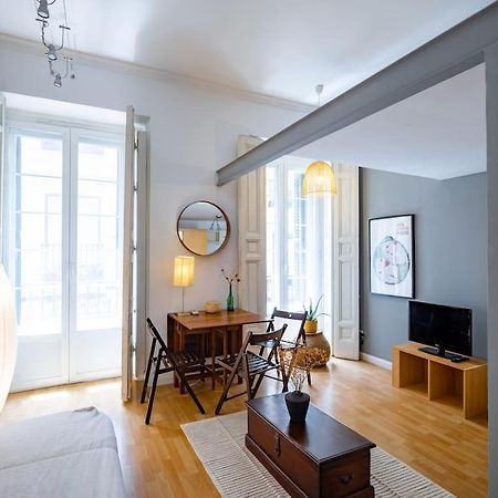 Beautiful Apartment In Malasana For 3 Pax - Ferrer マドリード エクステリア 写真