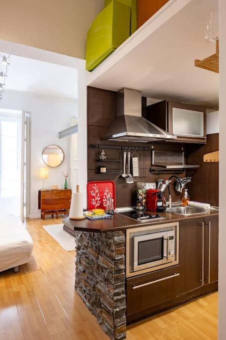 Beautiful Apartment In Malasana For 3 Pax - Ferrer マドリード エクステリア 写真