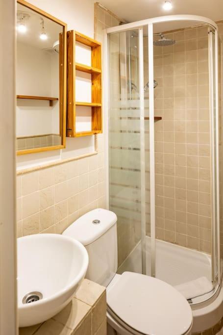 Beautiful Apartment In Malasana For 3 Pax - Ferrer マドリード エクステリア 写真