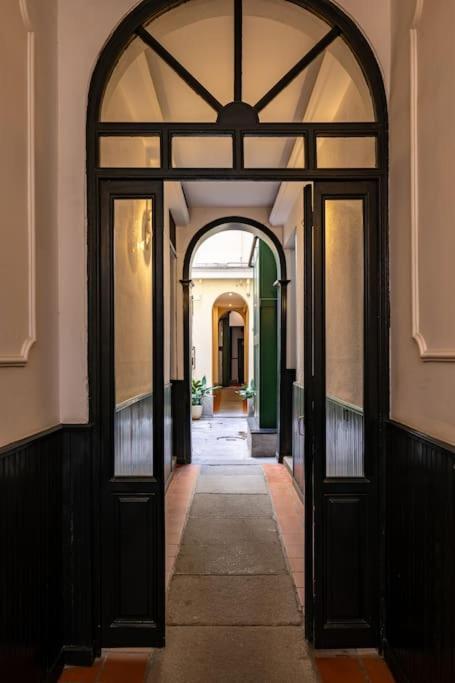 Beautiful Apartment In Malasana For 3 Pax - Ferrer マドリード エクステリア 写真