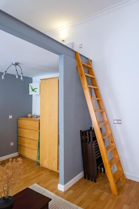 Beautiful Apartment In Malasana For 3 Pax - Ferrer マドリード エクステリア 写真