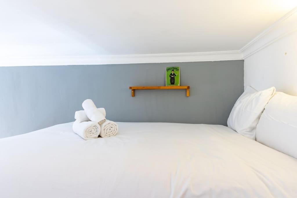 Beautiful Apartment In Malasana For 3 Pax - Ferrer マドリード エクステリア 写真