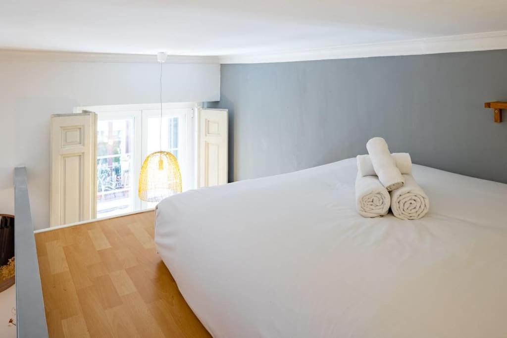 Beautiful Apartment In Malasana For 3 Pax - Ferrer マドリード エクステリア 写真